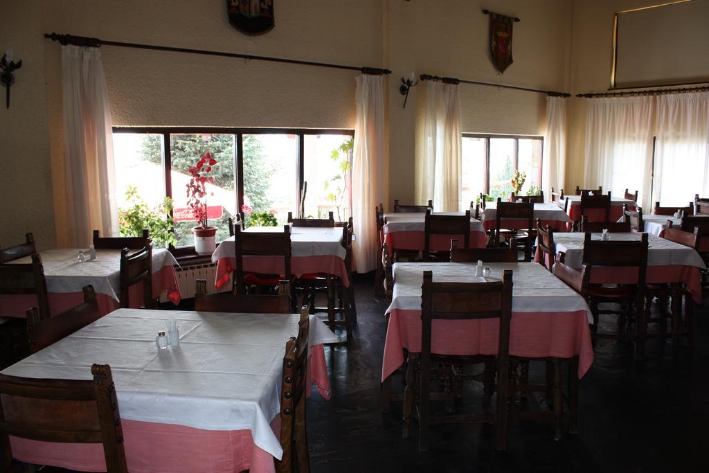 Hotel Restaurante Astorga Pradorrey Buitenkant foto