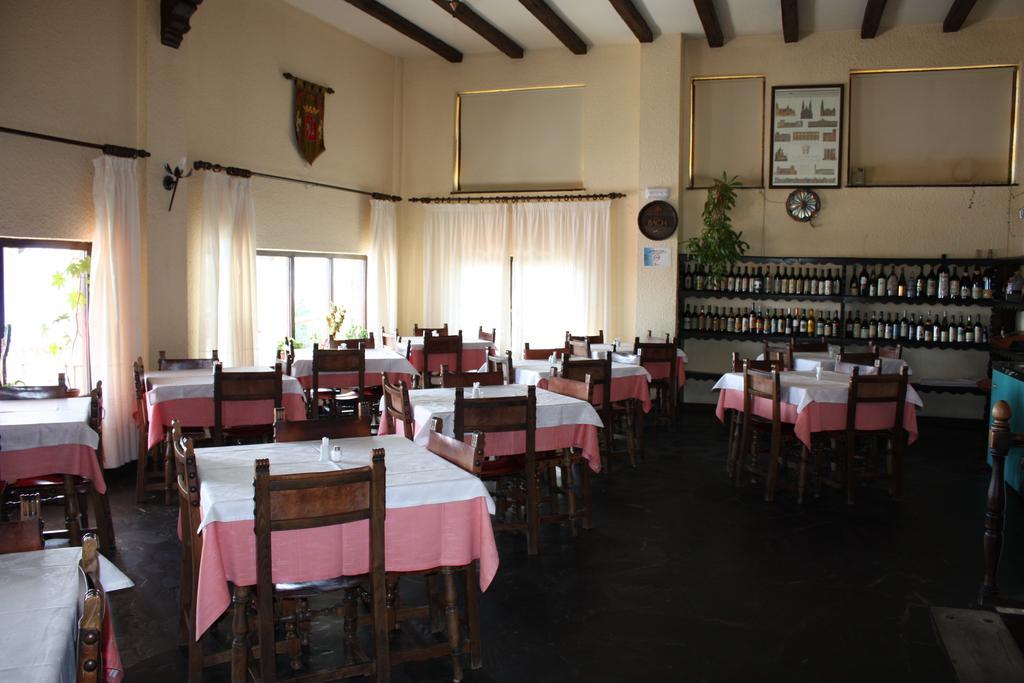 Hotel Restaurante Astorga Pradorrey Buitenkant foto